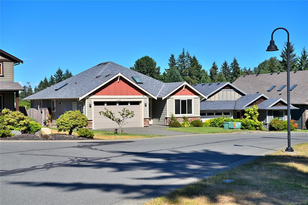 Second View of 303 Arden Rd, Courtenay, BC, V9N 0A8