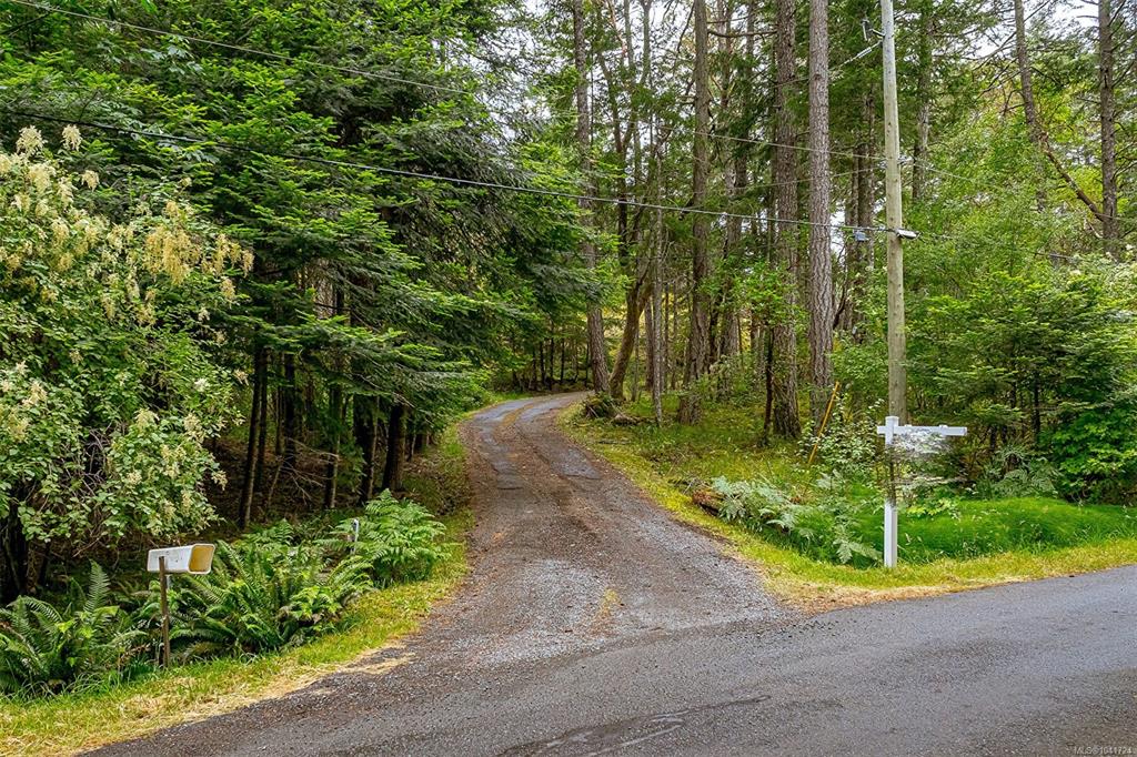 Third View of 266 Moss Hill Pl, Metchosin, BC, V9C 3Z2