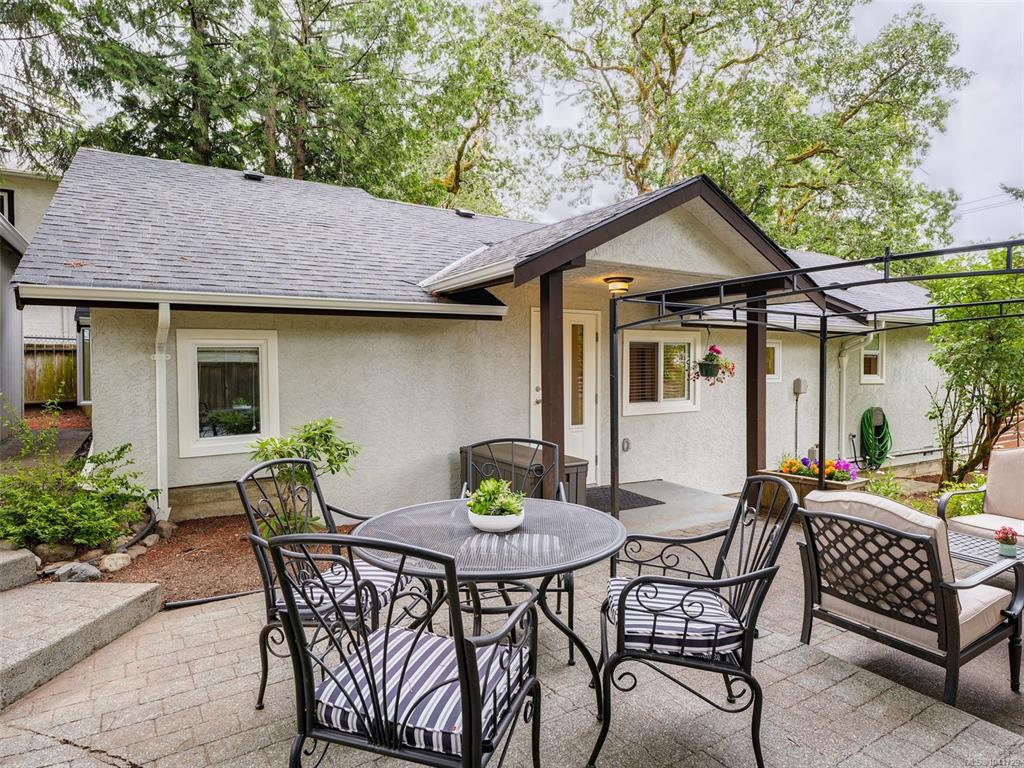 Second View of 1266 Burnside Rd W, View Royal, BC, V8Z 1P1