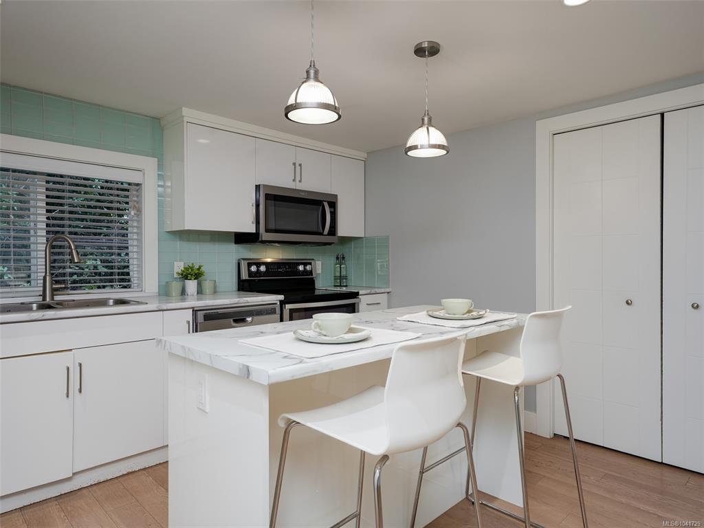 Fourth View of 1266 Burnside Rd W, View Royal, BC, V8Z 1P1