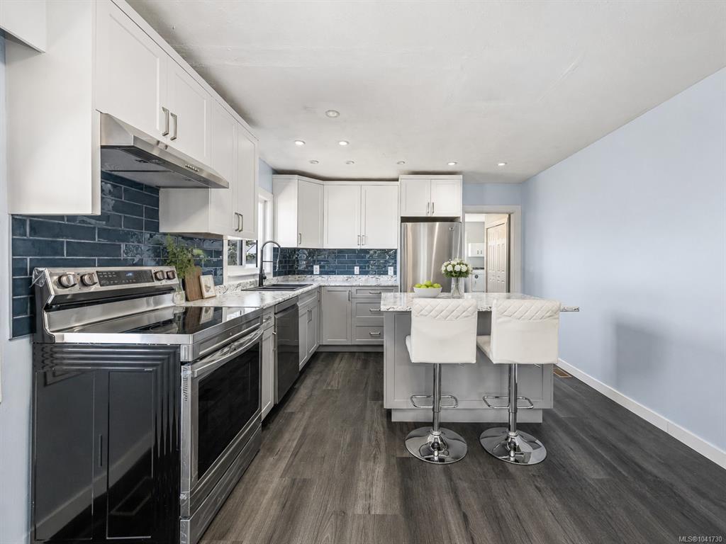Fourth View of 961 Greenwood St, Campbell River, BC, V9W 3C2
