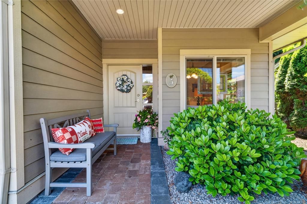 Third View of 161 Shelly Rd, ESTUARY PLACE, Parksville, BC, V9P 2H8