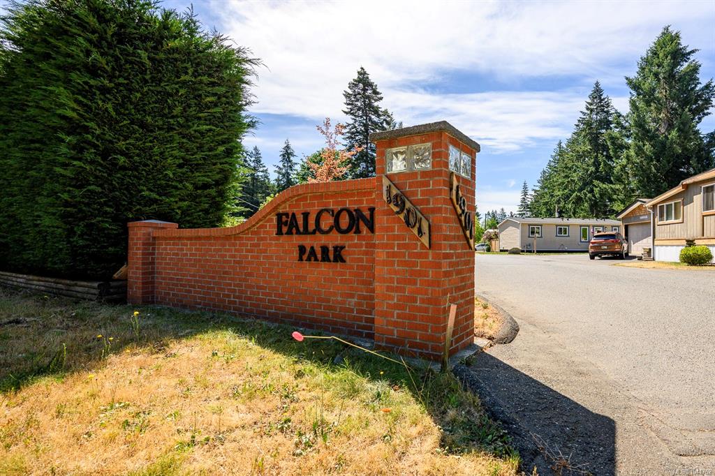Third View of 1901 Ryan Rd E, Comox, BC, V9M 4E1
