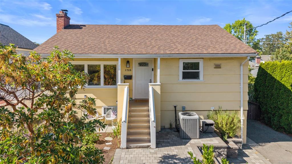 Fourth View of 1726 Albert Ave, Victoria, BC, V8R 1Z1