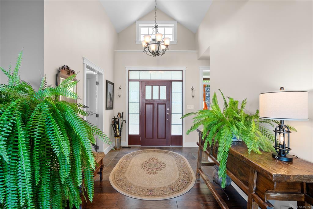 Fourth View of 412 Seaview Pl, Arbutus Ridge Estates, Cobble Hill, BC, V0R 1L1