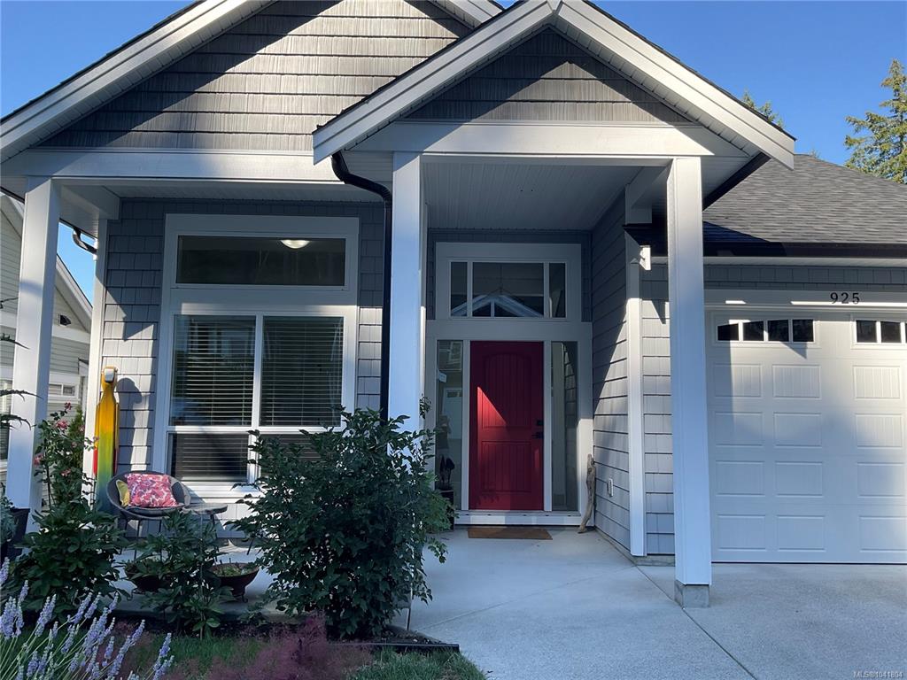 Third View of 925 Craig Rd, Ladysmith, BC, V9G 2C4