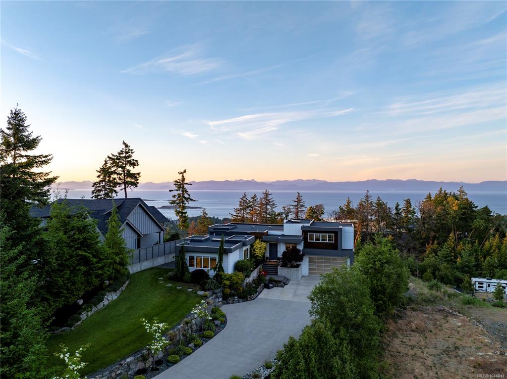 Fifth View of 7482 Copley Ridge Dr, Lantzville, BC, V0R 2H0