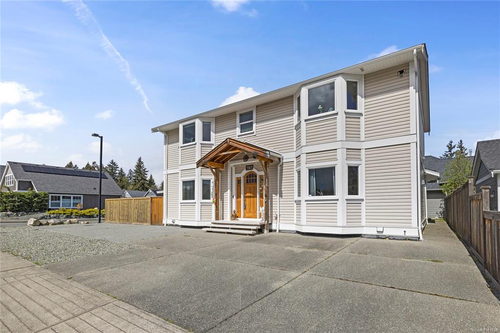 Third View of 787 Stanhope Rd, Parksville, BC, V9P 0C7