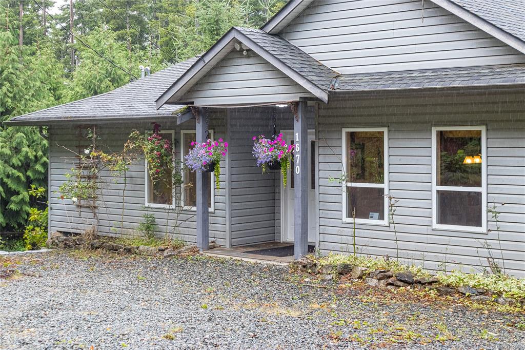 Third View of 1670 Spirit Way, LITTLE QUALICUM RIVEDR VILLAGE, Qualicum Beach, BC, V9K 2S3