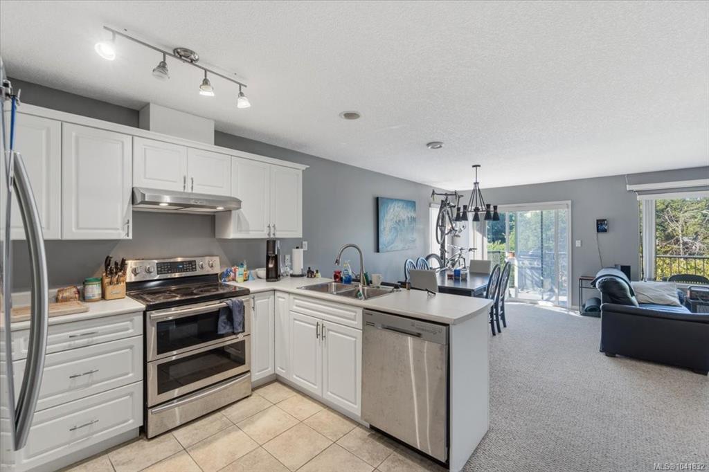 Fourth View of 4755 Fairbrook Cres, Sunshine Ridge, Nanaimo, BC, V9T 6L7