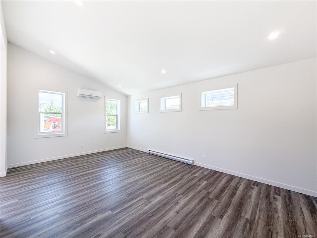 Fifth View of 3025 Royston Rd, Cumberland, BC, V0R 1S0