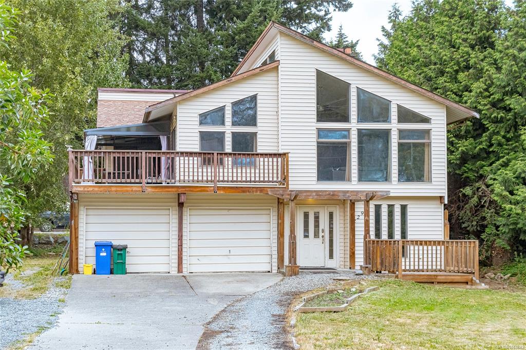 2299 Macfarlane Cres, 1041842, BC,