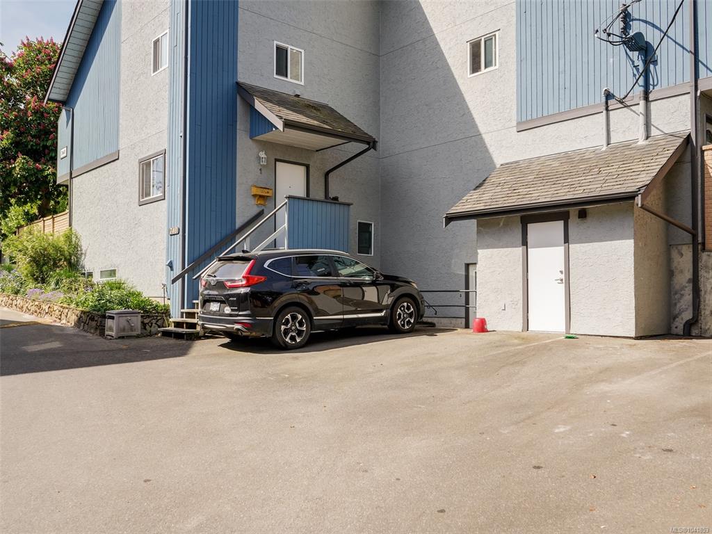 Fourth View of 740 Wilson St, Victoria, BC, V9A 3H2