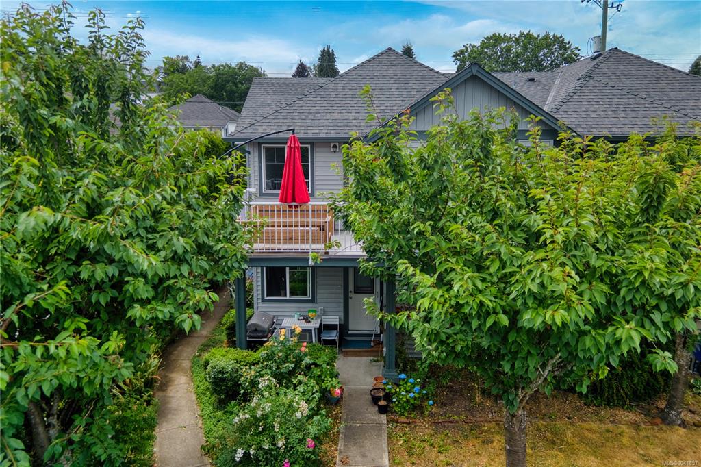 Second View of 211 Victoria Rd, Nanaimo, BC, V9R 4P7
