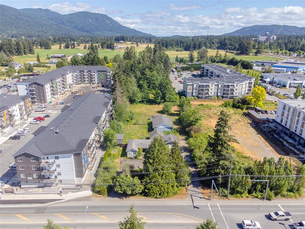 2999 Drinkwater Rd, 1041858, BC,