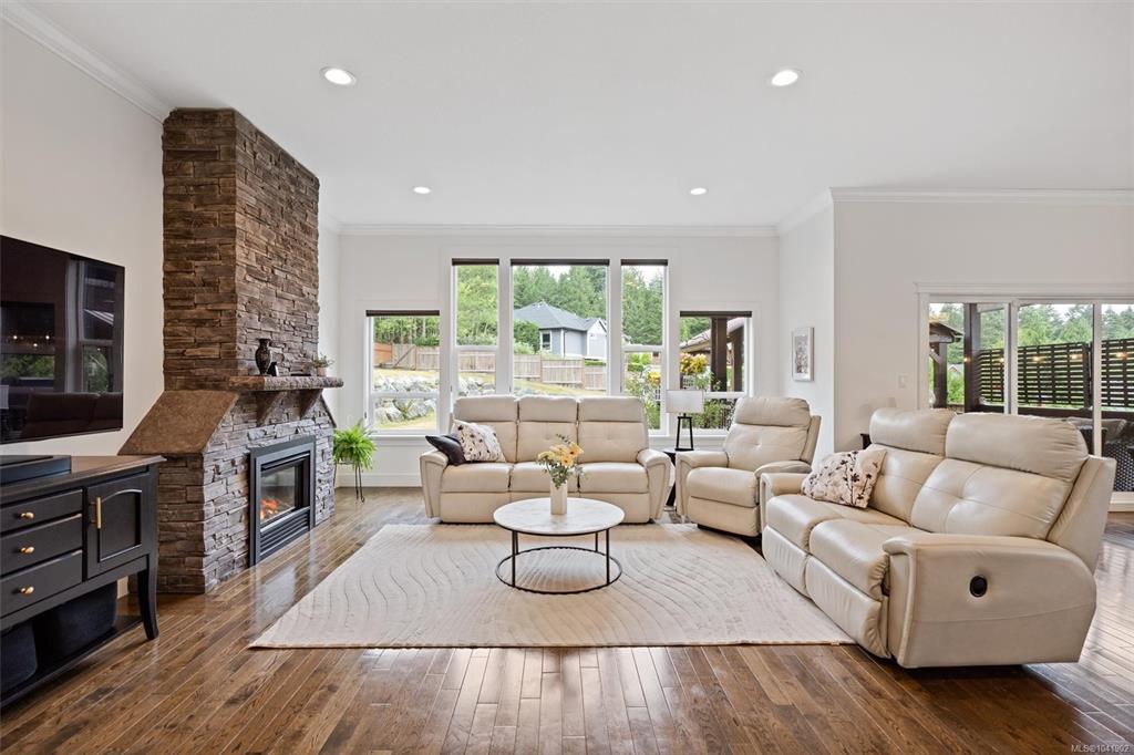 Third View of 943 Deloume Rd, MILL SPRINGS, Mill Bay, BC, V9L 2P1