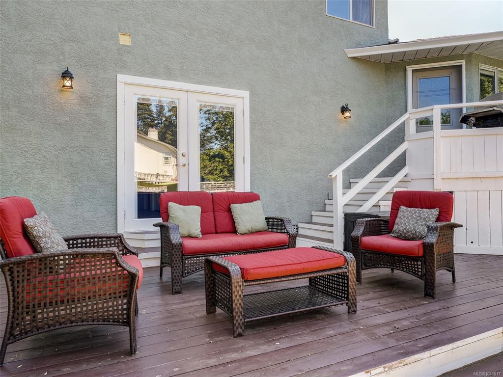 Fourth View of 4256 Ponderosa Cres, Saanich, BC, V8Z 7G2