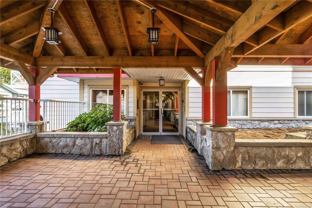 Fourth View of 360 Goldstream Ave, Colwood, BC, V9B 2W3