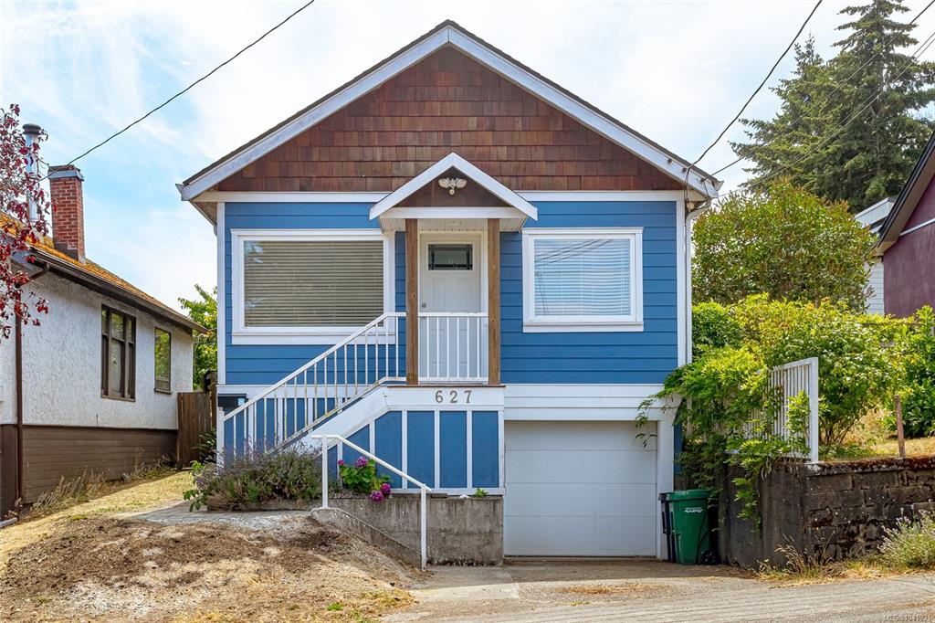 Third View of 627 Kennedy St, Nanaimo, BC, V9R 2J9