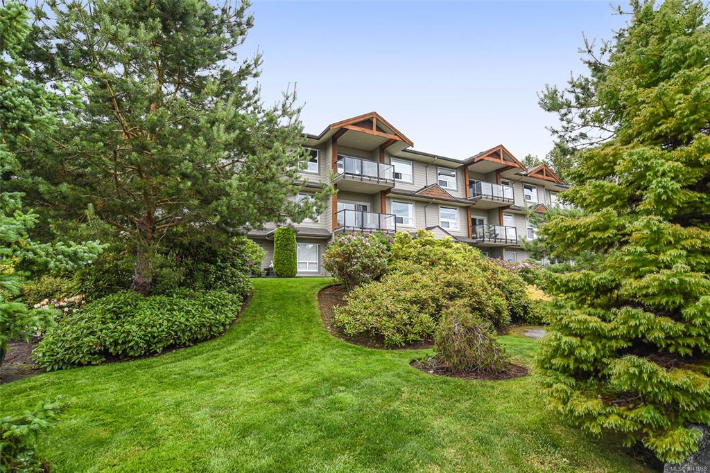 Second View of 199 31st St, CRYSTAL SHORES, Courtenay, BC, V9N 8X1