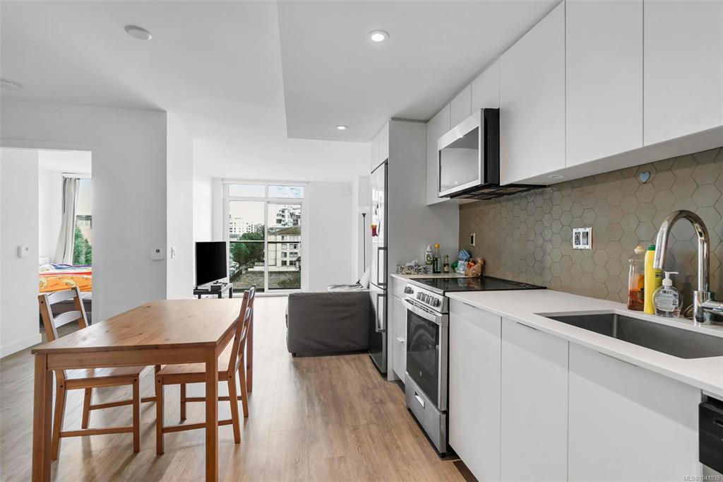 Fifth View of 845 Johnson St, Vivid at the Yates, Victoria, BC, V8W 0G3
