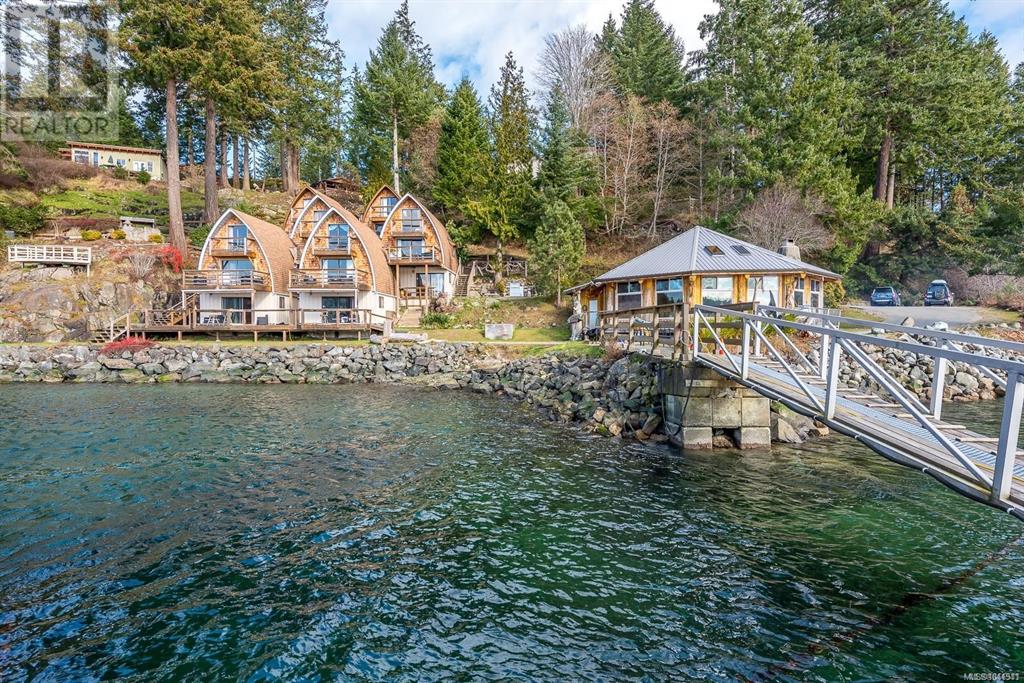 774 Cliffe Rd, 1041941, BC,