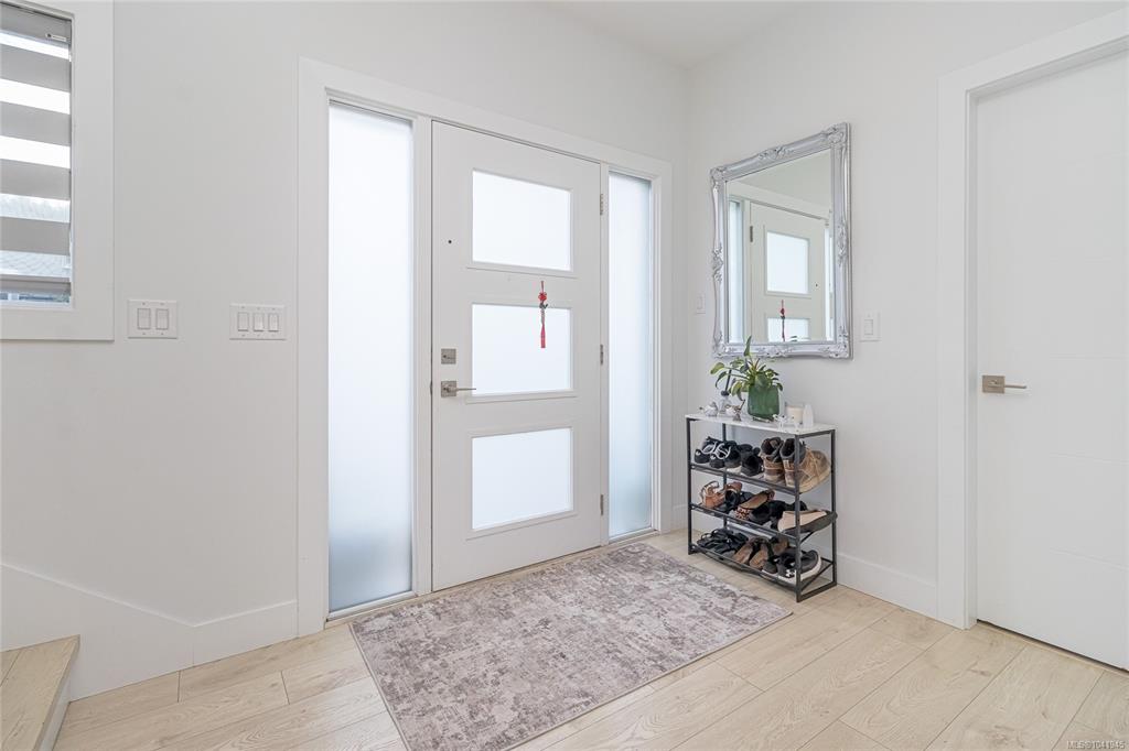 Fifth View of 1953 Farleigh Way, Duncan, BC, V9L 0H1