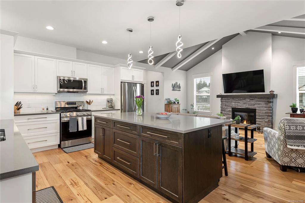 Third View of 727 Sitka St, Campbell River, BC, V9H 0E6
