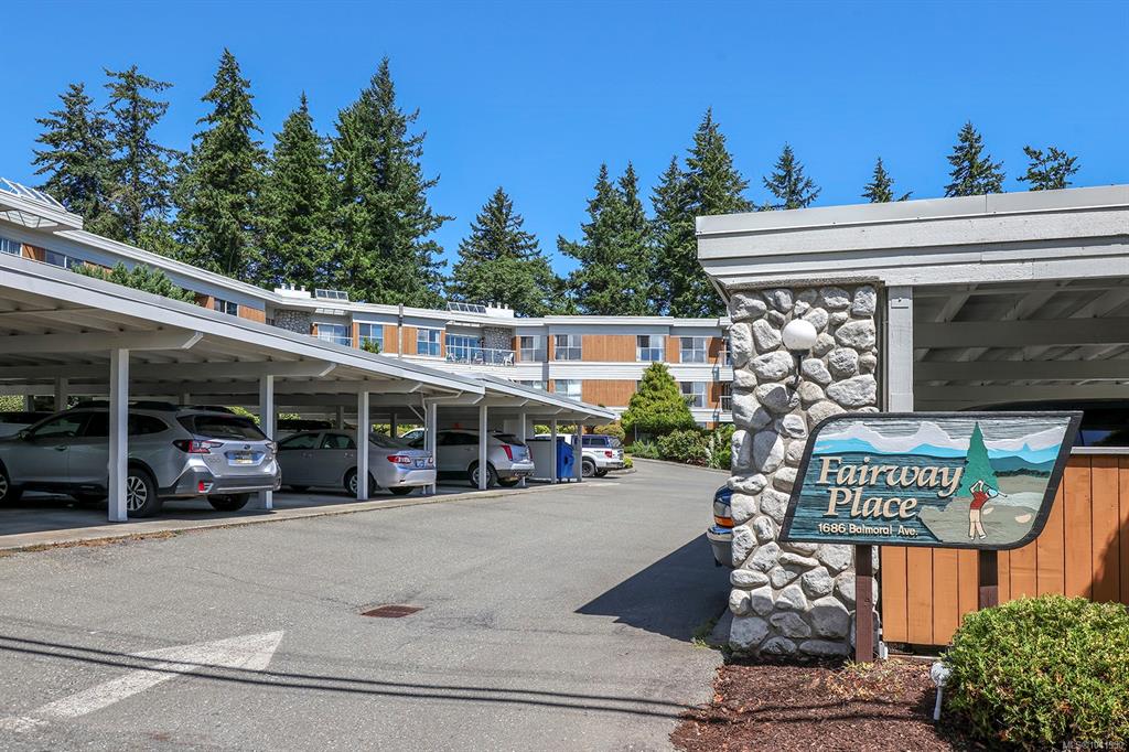 Third View of 1686 Balmoral Ave, Comox, BC, V9M 2N1