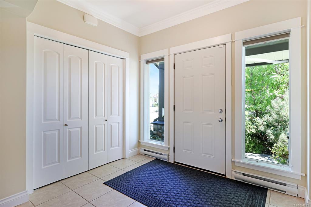 Fourth View of 815 Labrador Dr, Comox, BC, V9M 4H9