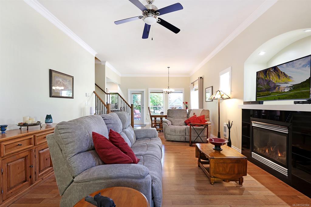 Fifth View of 815 Labrador Dr, Comox, BC, V9M 4H9