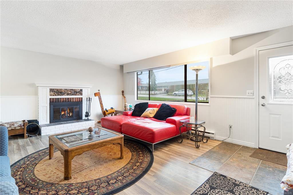Fourth View of 134 Finholm St S, Parksville, BC, V9P 1H8