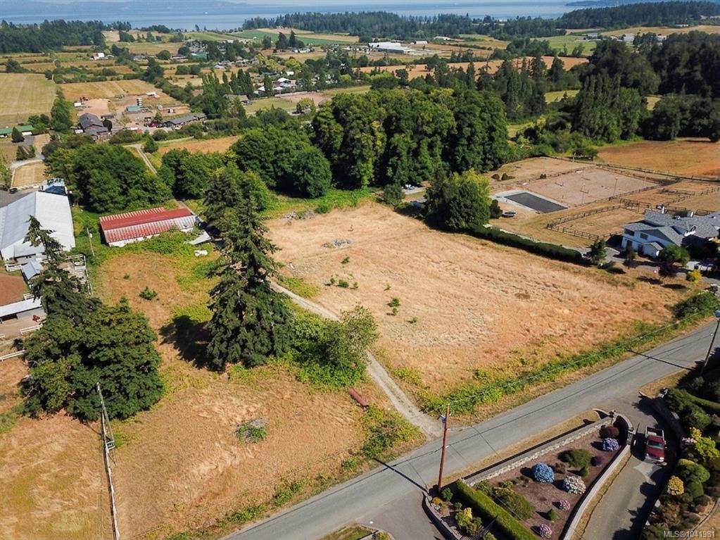 Third View of 6275 Old East Rd, Central Saanich, BC, V8Y 1R7