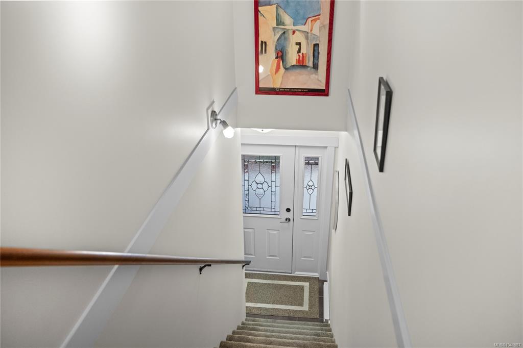 Fifth View of 1244 4th Ave, Executive at the Creek, Ladysmith, BC, V9G 0A6