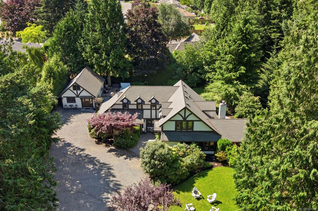2534 Island Hwy W, 1041990, BC,