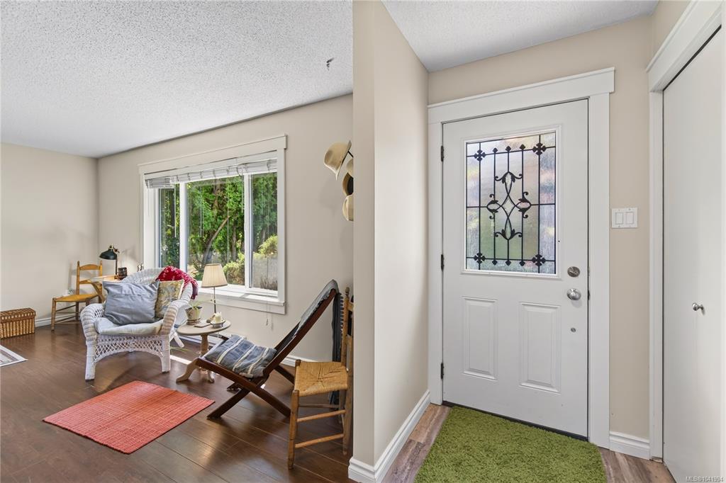 Fifth View of 5524 5526 Lost Lake Rd, Nanaimo, BC, V9T 5G4