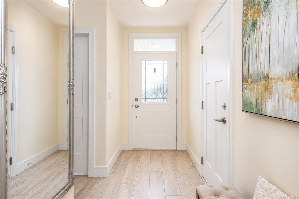 Fifth View of 2036 Mountain Vista Dr, Arbor Park, Nanaimo, BC, V9T 0L4