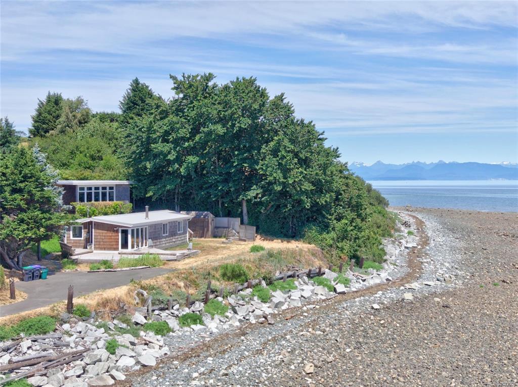 Third View of 343 Lazo Rd, Point Holmes, Comox, BC, V9M 3T9