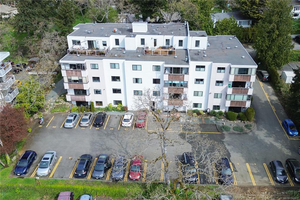 Fourth View of 614 Fernhill Pl, Esquimalt, BC, V9A 4Z1