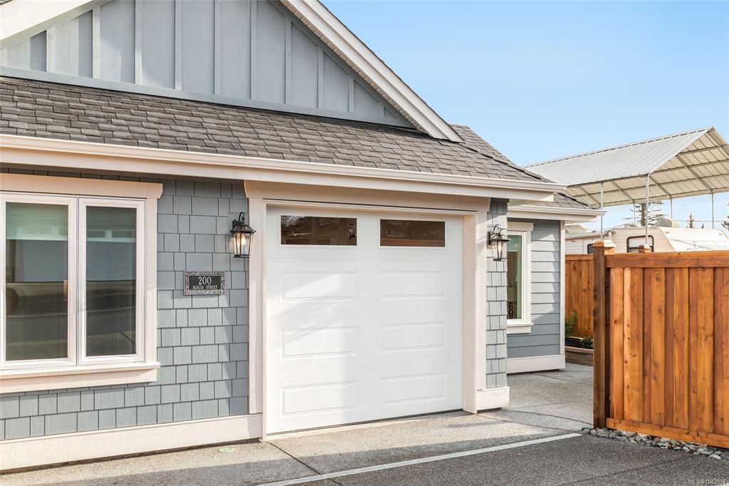 Third View of 408 Hummingbird Pl, Parksville, BC, V9P 1K1
