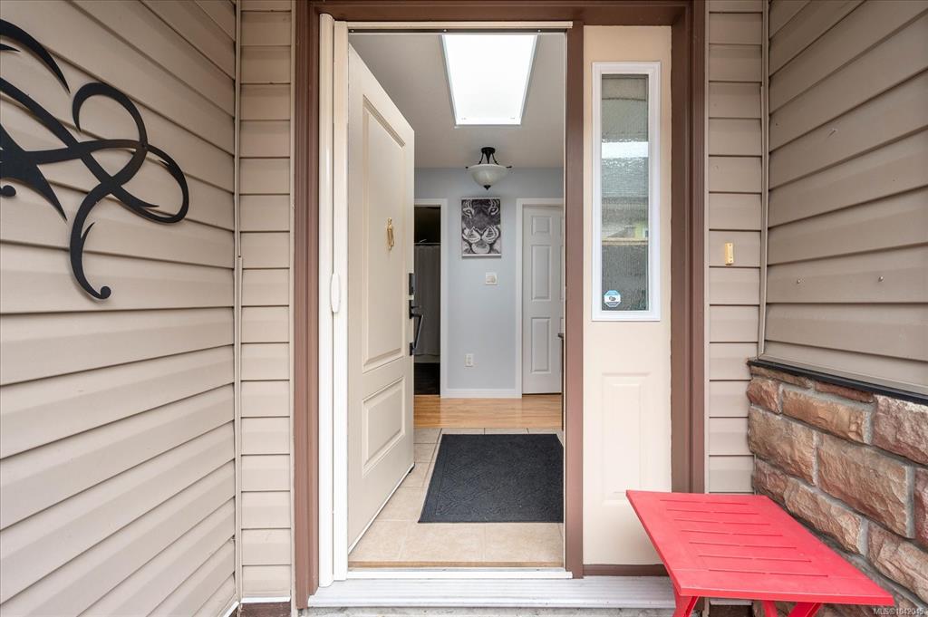 Third View of 4953 Coventry Lane, Ladysmith, BC, V9G 1J7