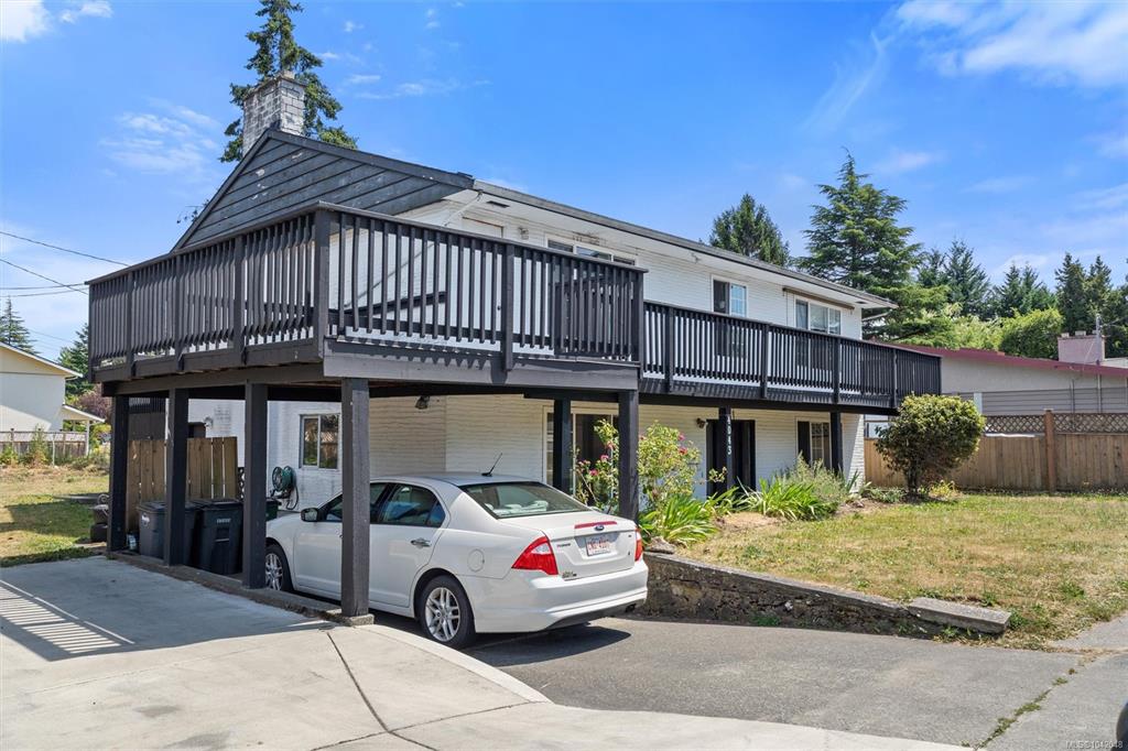 Third View of 4043 Shelbourne St, Saanich, BC, V8N 3E5