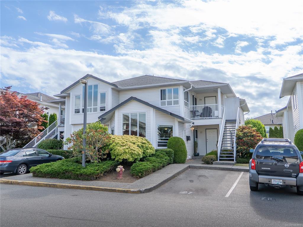 6245 Blueback Rd, 1042059, BC,