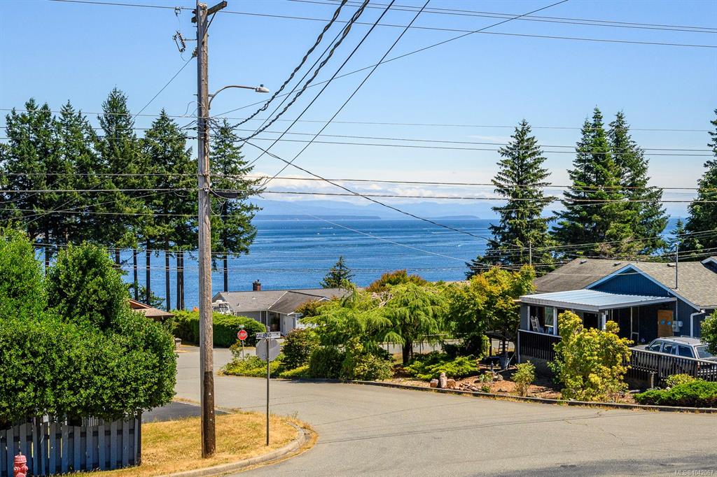 Fifth View of 896 Galerno Rd, Campbell River, BC, V9W 5J4