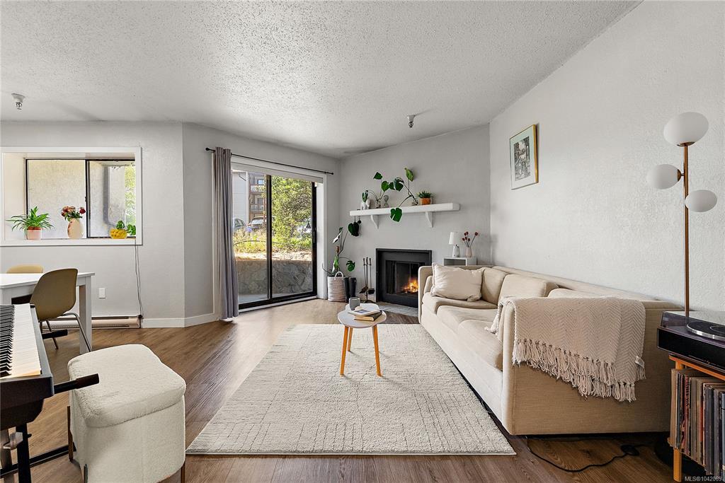 Fourth View of 71 Gorge Rd W, Cedar Shores, Saanich, BC, V9A 1L9