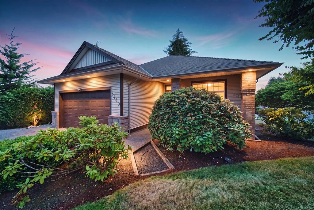 Second View of 3440 Blackfoot Way, Nanaimo, BC, V9L 3Y1