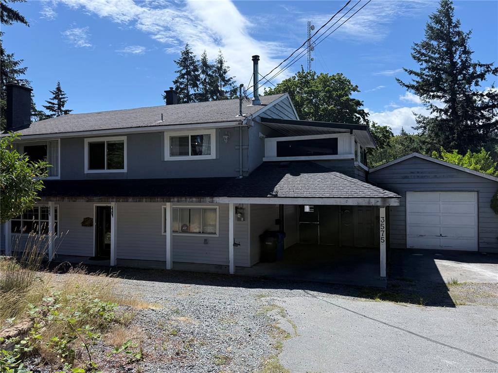 3575 Uplands Dr, 1042078, BC,