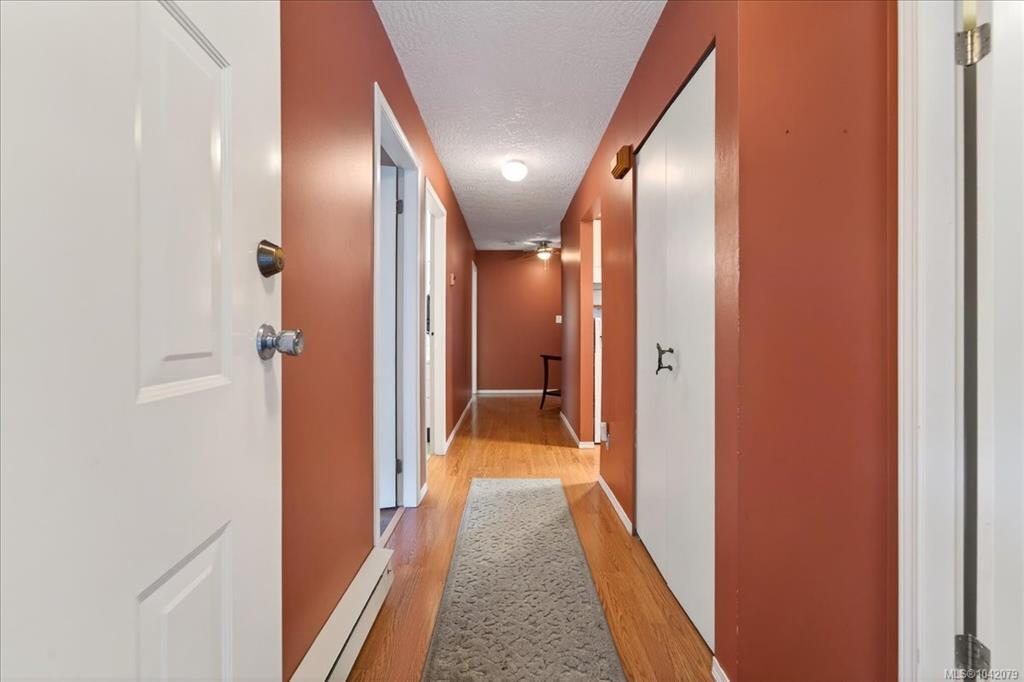 Fifth View of 639 Kildew Rd, Colwood, BC, V9B 1Z6