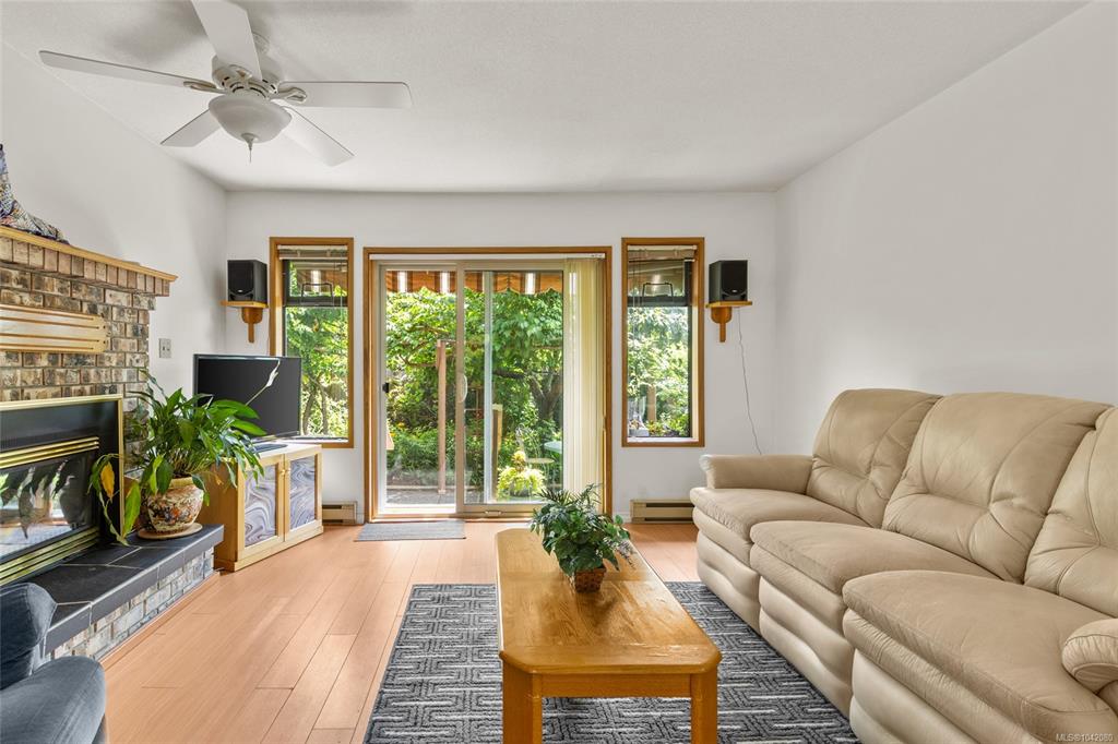 Fourth View of 1144 Verdier Ave, SUMMERWOOD VILLAGE, Central Saanich, BC, V8M 1K2