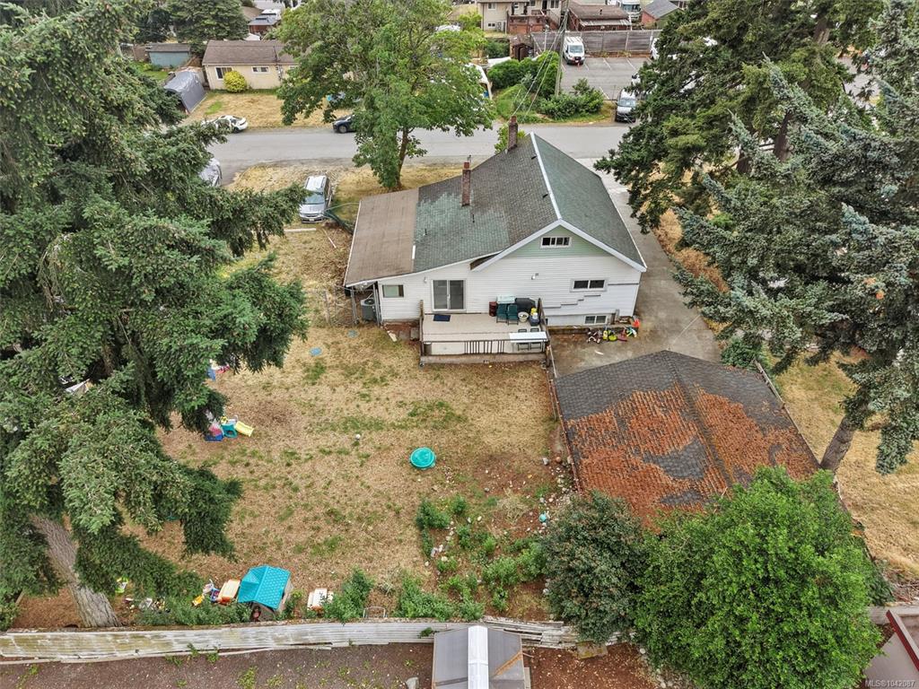 Third View of 588 Heatherly Rd, Colwood, BC, V9C 1K1